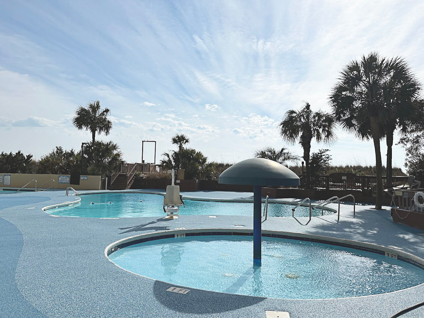 5 Ways to Keep Your Pool Deck Looking New for 10+ Years