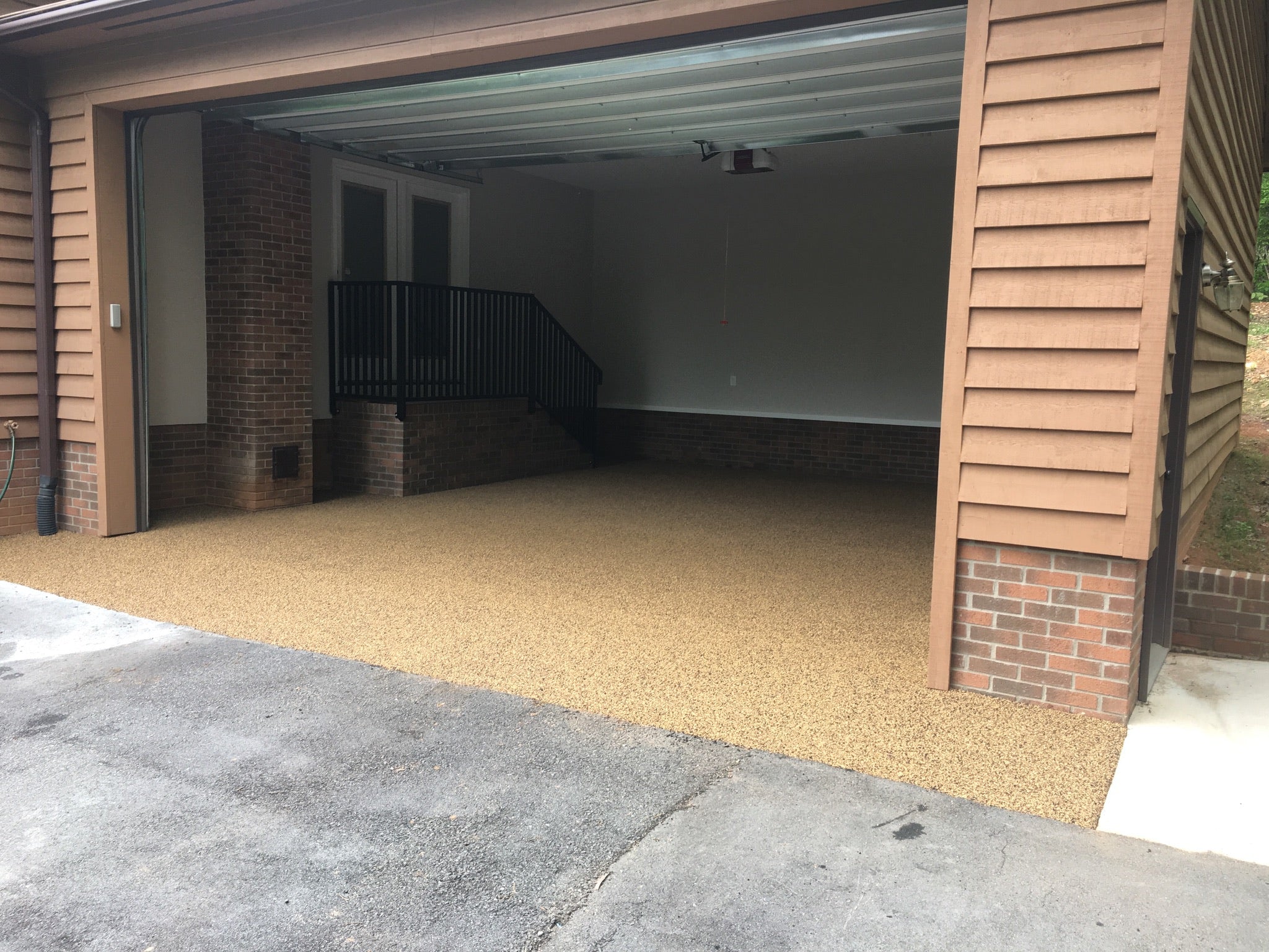 Garage Floor with rubber surfacing